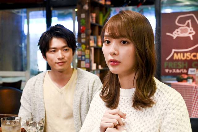 内田理央 Snsの生配信でドラマをリアル再現 新演出が話題の 向かいのバズる家族 読みテレ 読んで楽しいテレビの話